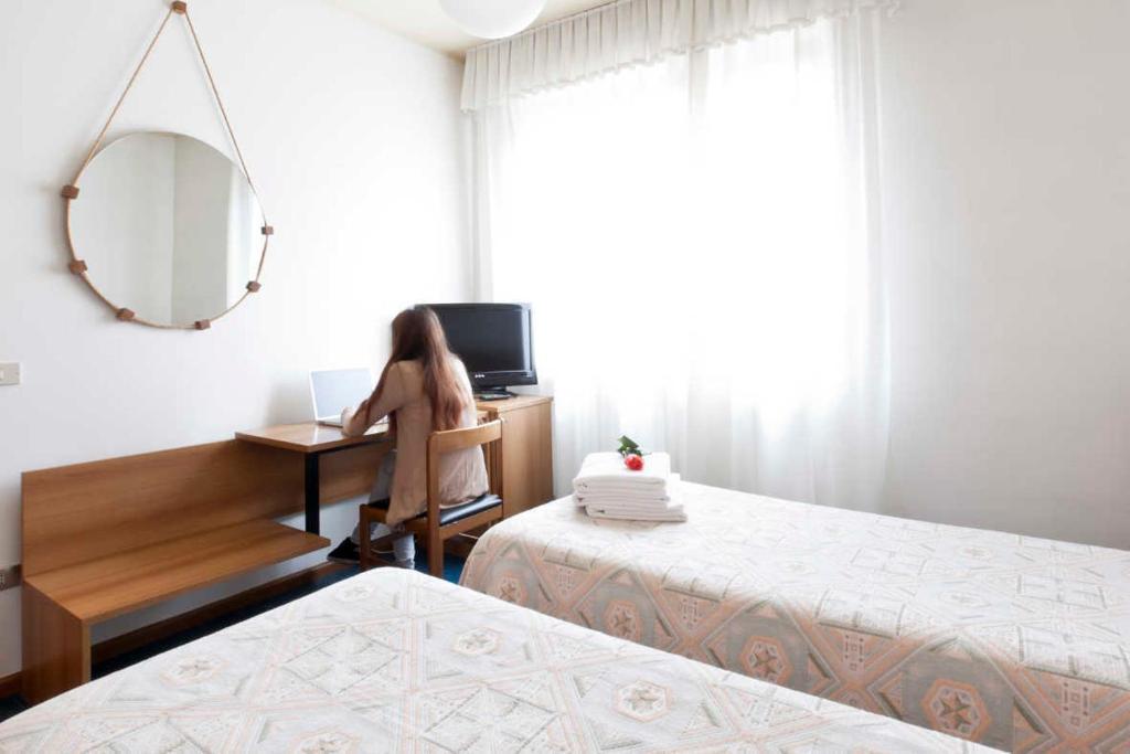Hotel Dante Ponte nellʼAlpi Eksteriør billede