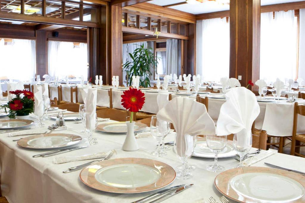 Hotel Dante Ponte nellʼAlpi Eksteriør billede